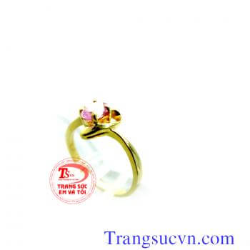 Nhẫn saphir hồng tự nhiên