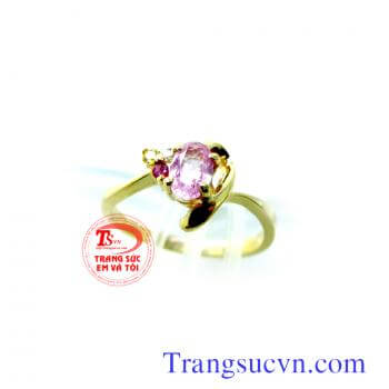 Nhẫn saphir hồng tự nhiên
