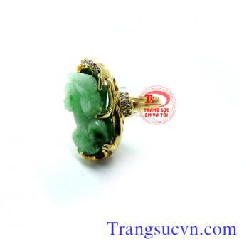 Nhẫn nữ tỳ hưu ngọc jadeite