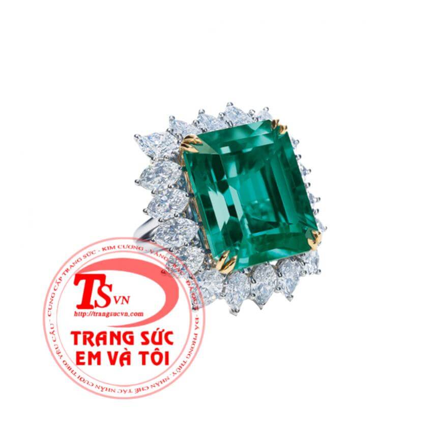 Nhẫn nữ gắn đá ngọc lục bảo