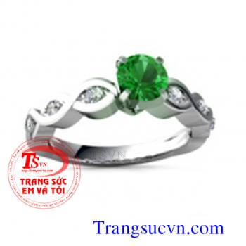 Nhẫn nữ vàng trắng đá emerald