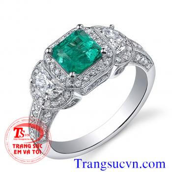 Nhẫn nữ vàng trắng emerald tự nhiên