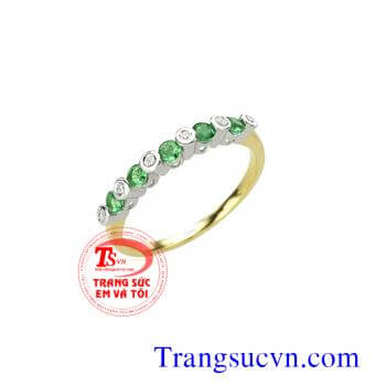 Nhẫn nữ gắn đá kết 