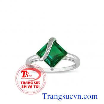 Nhẫn nữ emerald vàng trắng