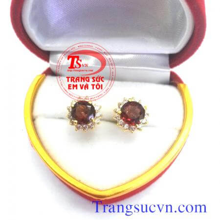 Bộ trang sức Granet sẽ là món quà ý nghĩa dành tặng cho người thương và những dịp đặc biệt.