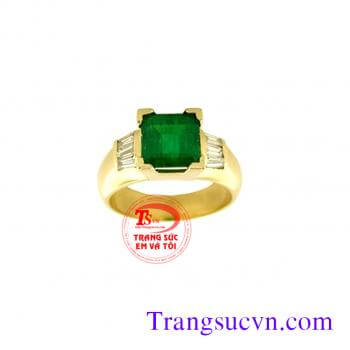 Nhẫn nam gắn đá emerald đẹp