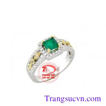 Nhẫn nữ đá emerald xinh sắn