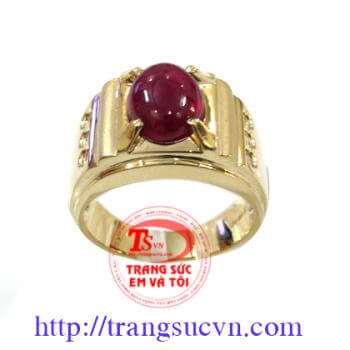 Nhẫn nam ruby được chế tác bằng vàng 18k , vàng màu có gắn 1 viên đá quý ruby thiên nhiên (nguồn gốc thiên nhiên)