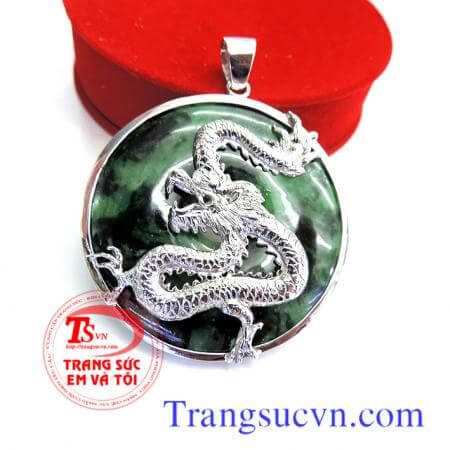 Mặt dây rồng vàng trắng Mặt dây rồng vàng trắng vàng tây 18k (75%Au) được chạm khắc hình rồng vàng tinh xảo  Loại sản phẩm: Mặt dây chuyền nam vàng tây  Thương hiệu: Trang Sức Em Và Tôi  Kiểu chế tác: Rồng vàng trắng ôm ngọc  Loại vàng: Vàng 18k (75%Au)