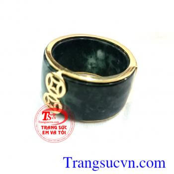 Nhẫn ngọc bọc chữ Lộc