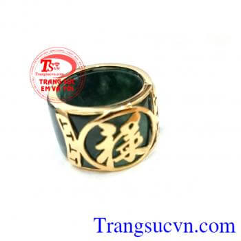 Nhẫn ngọc bọc chữ Lộc