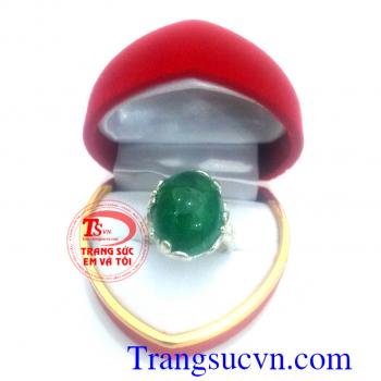 Nhẫn bạc mặt ngọc cẩm thạch thân nhẫn làm bằng bạc, bạc 92.5%Ag với độ cứng và sáng cao phù hợp cho nữ đeo ngón giữa