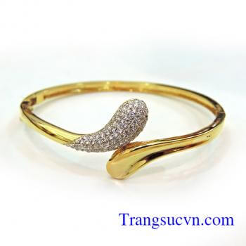 Vòng tay nữ vàng đẹp
