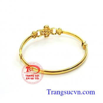 Vòng tay cỏ 4 lá