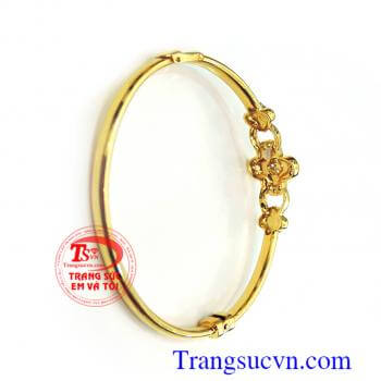 Vòng tay cỏ 4 lá