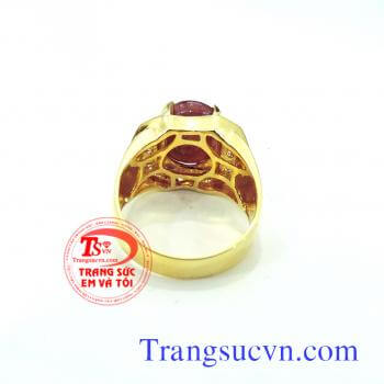 Nhẫn nam vàng tây ruby thiên nhiên,nhẫn được bảo hành 1 năm,Có giấy kiểm định đá ruby và Vàng,Thiết kế nhẫn nam theo yêu cầu,giao nhẫn toàn quôc