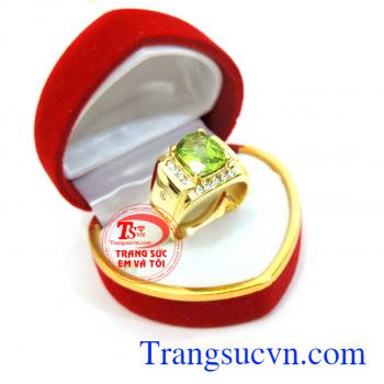 Nhẫn nam peridot nhiều giác