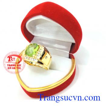 Nhẫn nam peridot nhiều giác