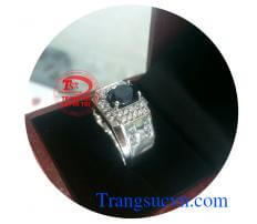Nhẫn nam sapphire lam đen