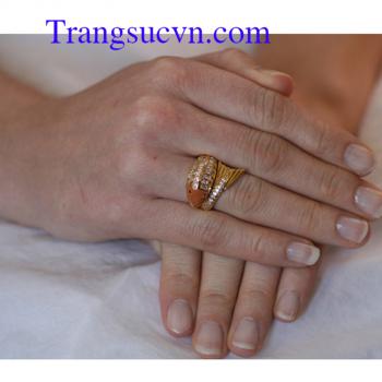 Nhẫn cá gắn kim cương-ruby