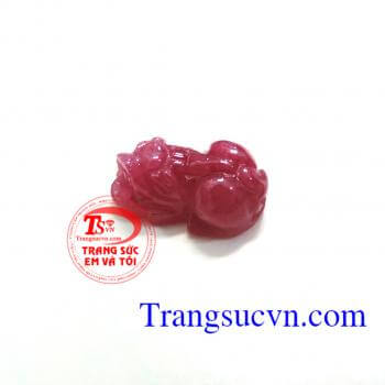 Tỳ hưu đỏ ruby