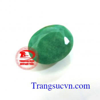 Viên Emerald ngọc lục bảo