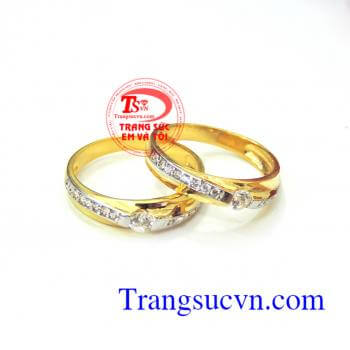 Nhẫn cưới giá rẻ