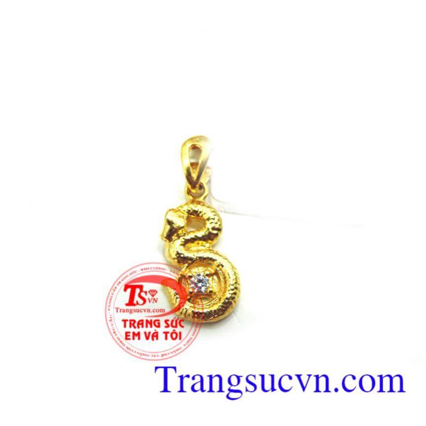 Mặt vàng tuổi Tỵ