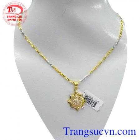 Bộ mặt nữ dây chuyền vàng Bộ trang sức nữ vàng quà tặng cho chị em phụ nữ trong các dịp lễ tết và ngày sinh nhật,ngày kỷ niệm món quà ý nghĩa,dây chuyền và mặt dây chất lượng đảm bảo,Sang trọng và quý phái hợp thời trang.