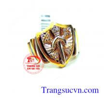 Nhẫn nam khiên kiếm và chiếc nhẫn bảo vệ đúng nghĩa như cái tên của nhẫn KIẾM dùng tự vệ và tấn công. KHIÊN che và đỡ bảo vệ nhan nam dep thiết kế và chế tác 3D theo yêu cầu Vàng đảm bảo chất lượng 10k 12k 14k 18k gắn đá theo mệnh sang trọng và hộ mệnh,Uy