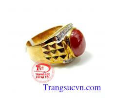 Nhẫn nam đá màu đỏ vàng tây