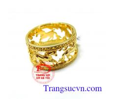 nhan nam đẹp, nhẫn nam vàng tây dành cho nam sang trọng và đẳng cấp phái mạnh mang lại quyền lực chiếc nhẫn và may mắn,hợp thời trang,chất lượng đảm bảo, Uy tín với đánh gia của khách hàng tốt và ưa chuộng sản phẫn nhẫn nam đẹp