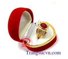 Nhẫn đá đỏ vàng rồng trắng đẹp nhan nam đẹp, nhẫn nam vàng tây dành cho nam sang trọng và đẳng cấp phái mạnh mang lại quyền lực chiếc nhẫn và may mắn,hợp thời trang,chất lượng đảm bảo, Uy tín với đánh gia của khách hàng tốt và ưa chuộng sản phẫn nhẫn nam