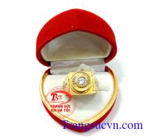nhan nam đẹp, nhẫn nam vàng tây dành cho nam sang trọng và đẳng cấp phái mạnh mang lại quyền lực chiếc nhẫn và may mắn,hợp thời trang,chất lượng đảm bảo, Uy tín với đánh gia của khách hàng tốt và ưa chuộng sản phẫn nhẫn nam đẹp