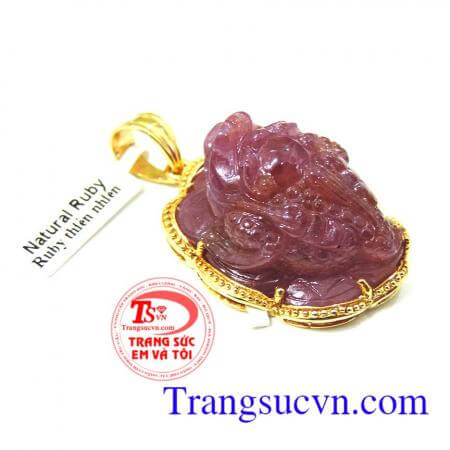 Mặt dây ruby thiềm thừ