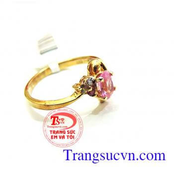 Nhẫn nữ vàng đá sapphire hồng