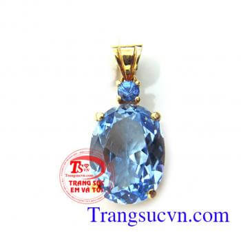 Mặt Topaz cho nữ mệnh Thủy và Mộc