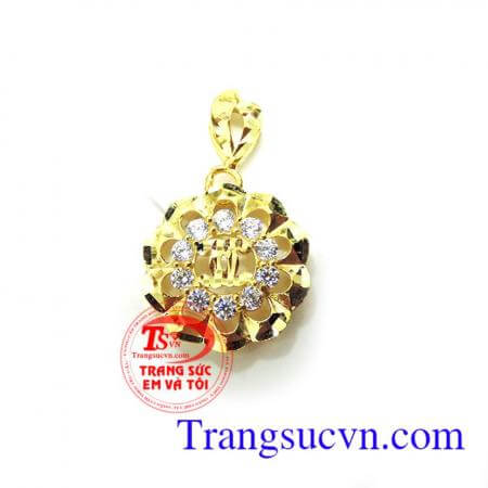 Mặt dây Chanel nhỏ xinh cho nữ móng quà sang trong và sành điệu hợp thời trang và trang phục,đeo cùng dây chuyền mảnh đảm bảo món quà ý nghĩa cho bạn lựa chọn trong dịp sinh nhật,kỷ niệm,lễ tết tuyệt đẹp