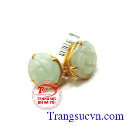 Hoa tai ngọc jadeite  Bán hoa tai jadeite,ngọc cẩm thạch,giá tốt,chất liệu,vàng,đá quý thiên nhiên Năm nay, xu hướng lựa chọn những mẫu hoa tai vàng tây được khá nhiều các bạn nữ lựa chọn bởi vẻ đẹp sang trọng