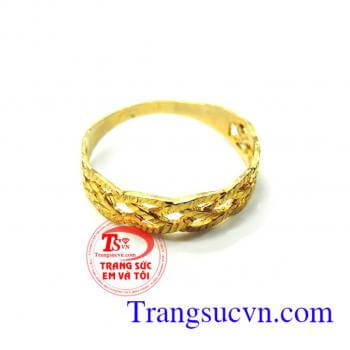 Nhẫn nữ vàng tây