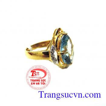 Nhẫn vàng nữ Topaz