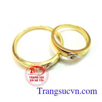 Trang sức Em và Tôi nhận đặt hàng thiết kế theo sở thích của khách hàng. Nhẫn cưới giá rẻ trái tim