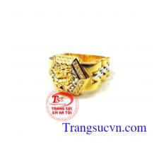 Nhẫn rồng mắt xính đồng hồ