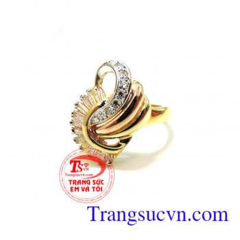 Nhẫn nữ vàng ý đẹp