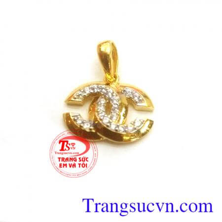 Mặt dây hiệu Chanel vàng