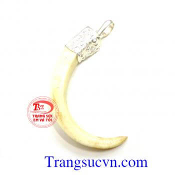 Nanh lượn rừng chạm rồng