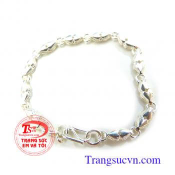 Lắc dành cho trẻ thôi nôi