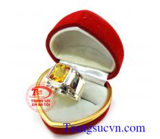 Nhẫn nam vàng trắng thạch anh vàng
