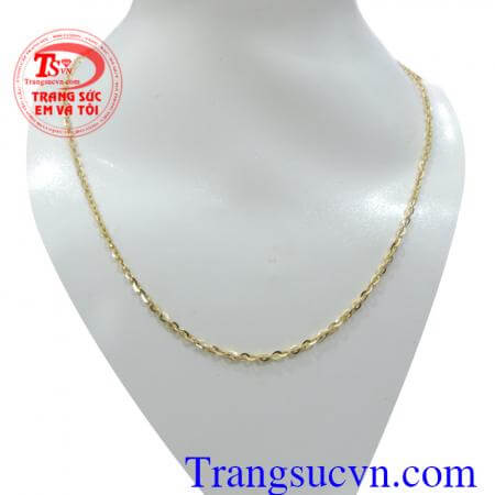 Dây chuyền nữ chữ O vàng,làm dây chuyền theo yêu cầu,chiếc dây chuyền bền,vòng cổ vàng hợp thời trang và uy tín,khách hàng đánh giá cao,dây chuyền vàng nam