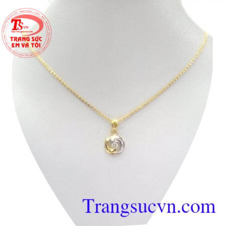 Bộ nữ trang sang trọng nữ tính